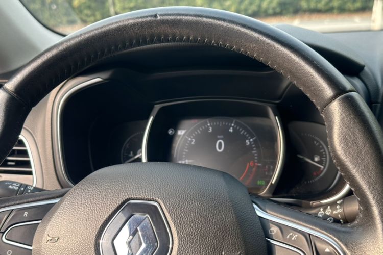 Used Renault Koleos 2018 2.0L Two-Wheel-Drive Luxury Edition
