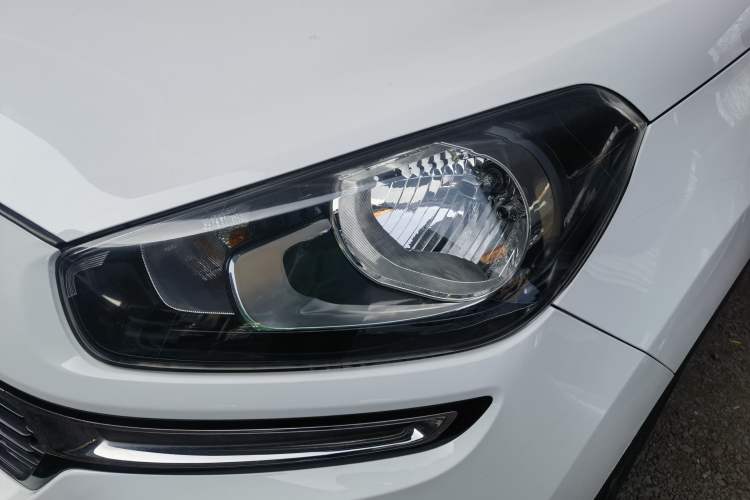 Used Kia KX3 2015 1.6L Automatic Two-Wheel Drive DLX
