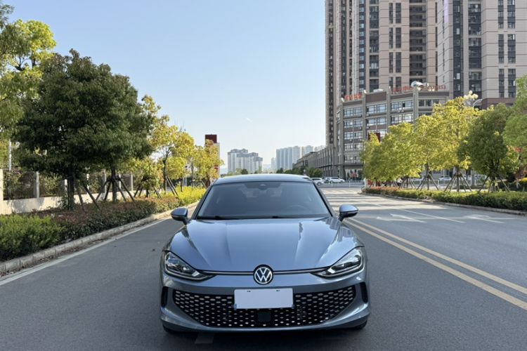 Used Volkswagen Lamando 2022 Lavida L 280TSI DSG Cool & Spicy Edition Exterior 2