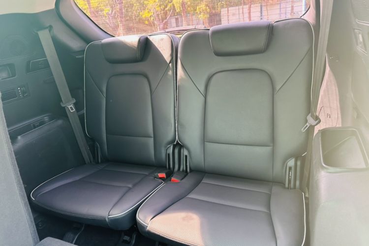 Used Hyundai Santa Fe 2017 2.0T Automatic Two-Wheel Drive Smart Version 7 Seats