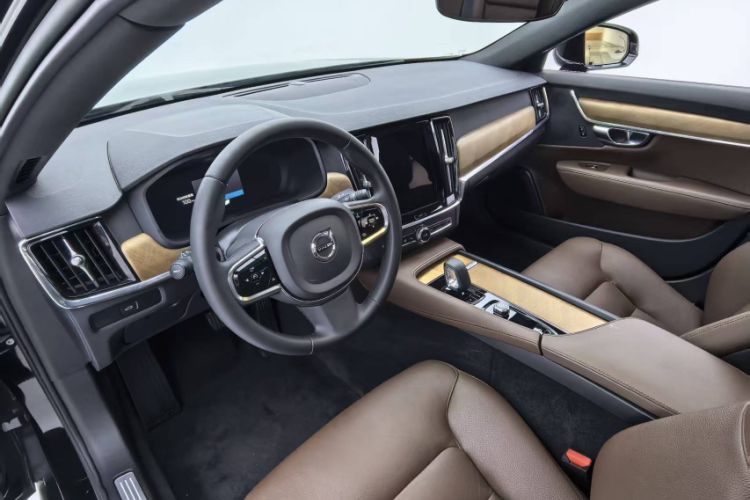 Used Volvo S90 2024 B5 Zhiyi Luxury Edition
