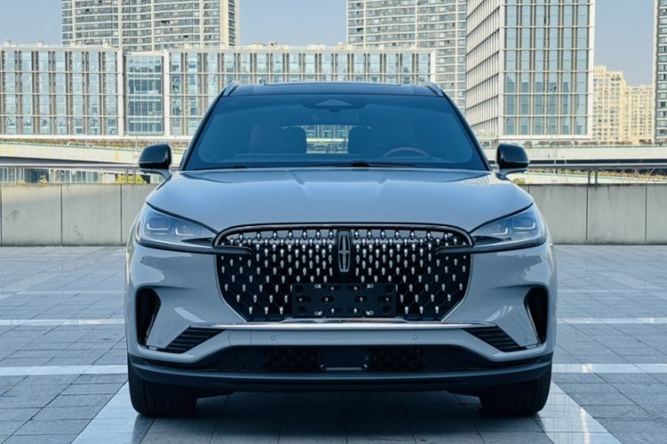 Used Lincoln Aviator 2024 3.0T V6 All-Wheel-Drive Luxury Edition Six Seats
