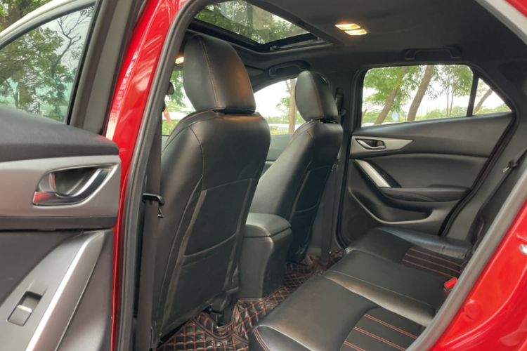 Used Mazda CX-4 2018 2.0L Automatic Two-Wheel Drive Blue Sky Dynamic Version China VI Standard Interior 9