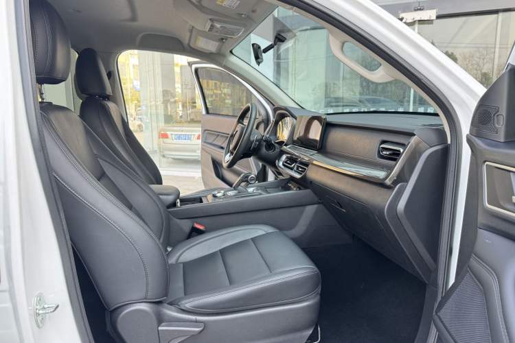 Used Great Wall Poer 2023 2.0T Commercial Version Automatic Diesel 4x4 Elite Long-Box GW4D20M