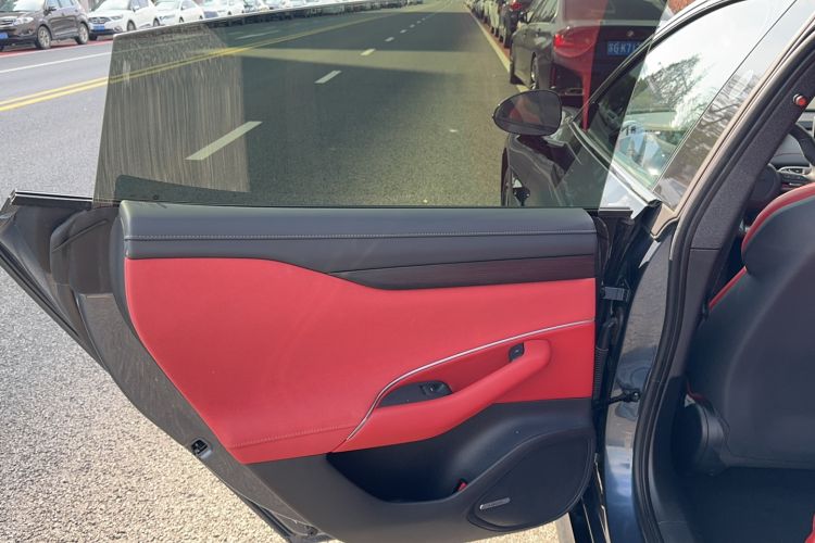 Used Xiaomi Auto SU7 2024 Rear-Drive Ultra-Long Range Advanced Pro-Level Intelligent Driving Version
