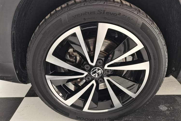 Used Volkswagen Tharu 2022 280TSI Two-Wheel-Drive Luxury Edition Exterior 6