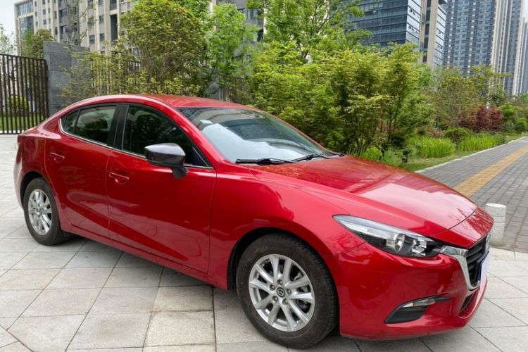 Used Mazda 3 Axela 2019 Cloud-Controlled Version Sedan 1.5L Automatic Comfort Trim China VI Standard Exterior 4