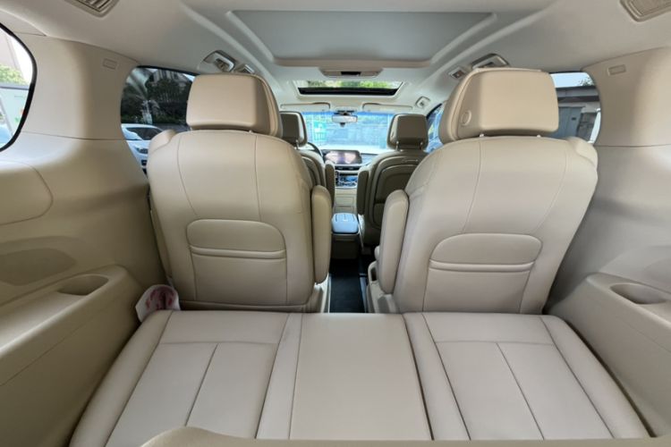 Used Buick GL8 2023 ES Lu Zun Deluxe Model Interior 6