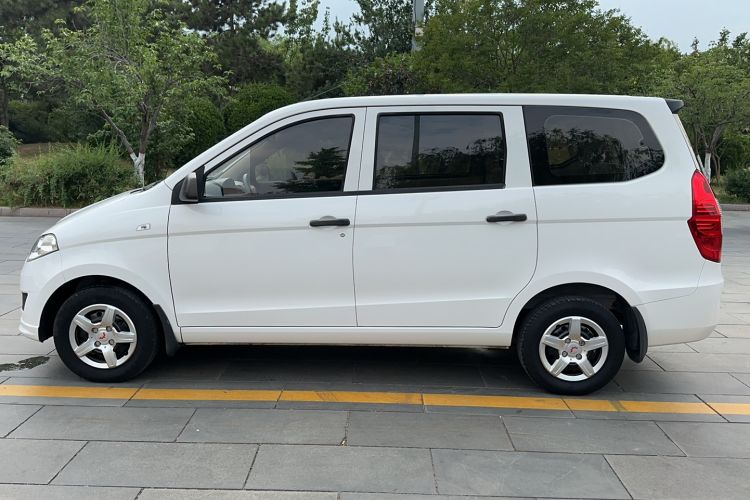 Used Wuling Hongguang 2015 1.5L S Basic Version China V Standard Exterior 7