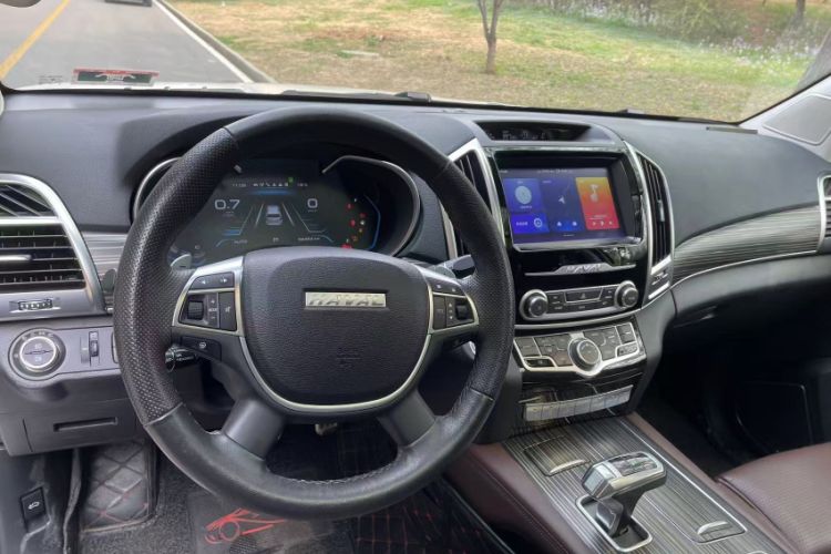 Used Haval H9 2020 2.0T Gasoline 4WD Premium Edition 5 Seats Interior 2