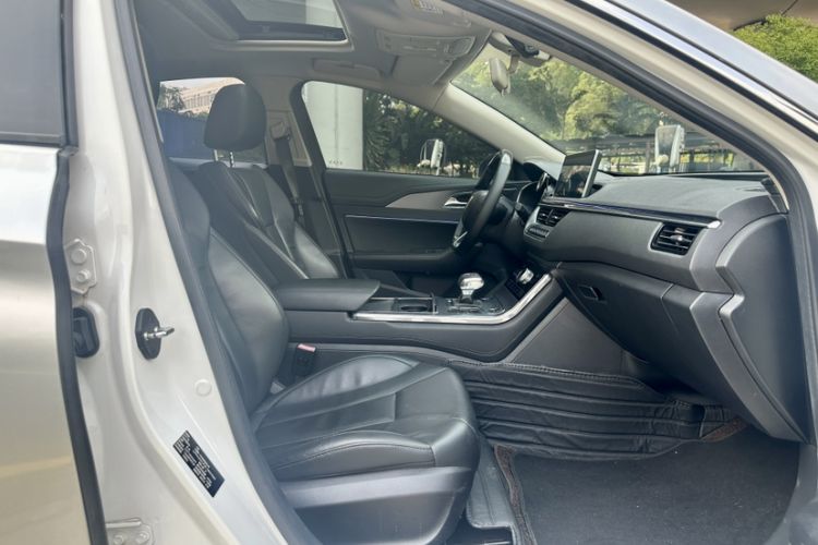 Used Hongqi H5 2020 1.5T DCT Flagship Edition Interior 3