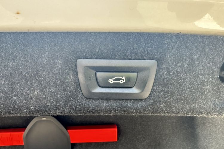 Used BMW 5 Series 2019 Facelifted 530Li Leading Edition M Sport Package