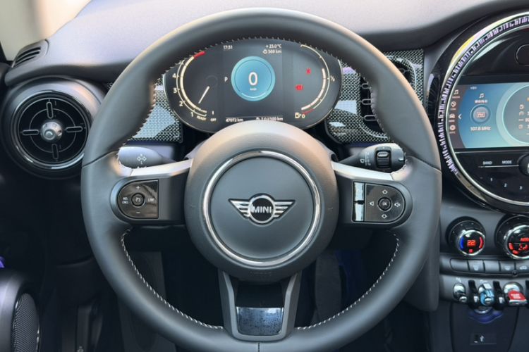 Used MINI 2022 1.5T COOPER Artist