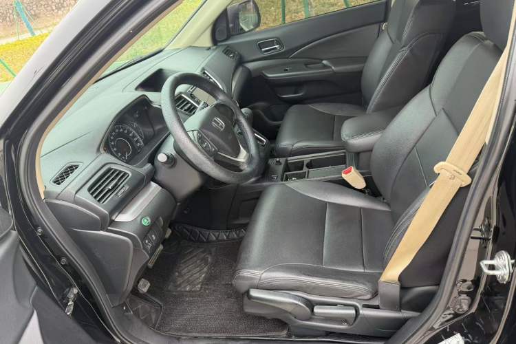 Used Honda CR-V 2015 2.0L two-wheel drive Fashion Edition