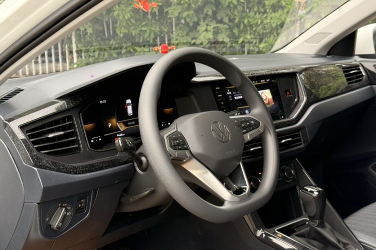 Used Volkswagen Lavida 2025 New Sharp 1.5L Outstanding New Edition Interior 2