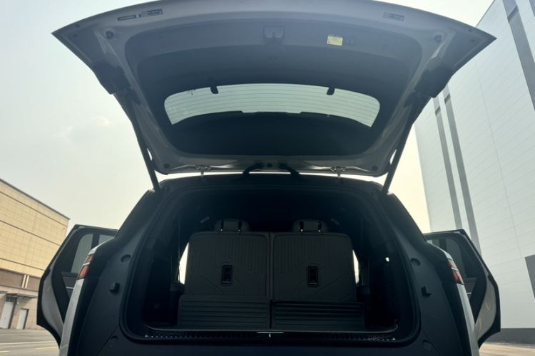 Used Denza N9 2025 Flagship Model