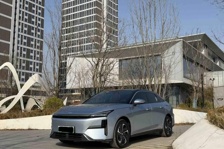 Used Geely Galaxy L6 2025 EM-i 140km Starship Edition