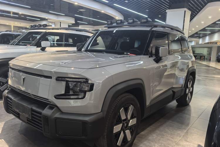 Used Deepal G318 2024 Four-Wheel-Drive Air Suspension Model