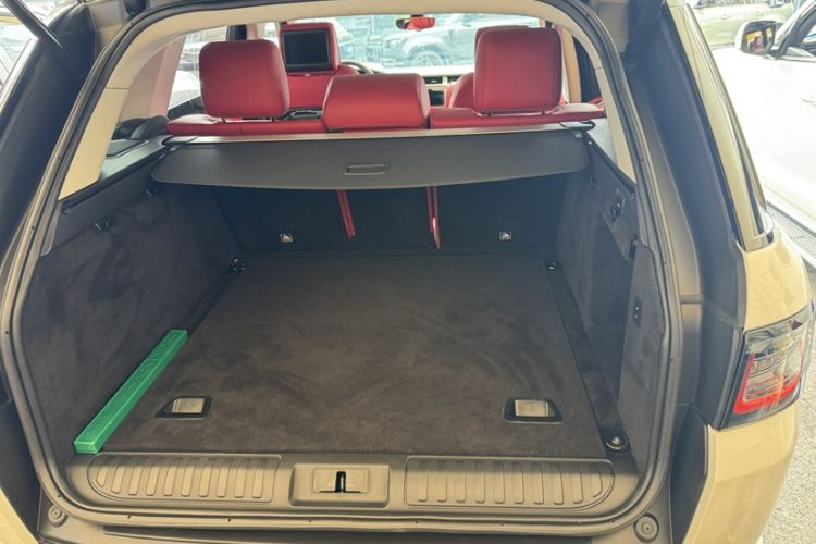 Used Land Rover Range Rover Sport 2019 3.0 L6 HSE DYNAMIC
