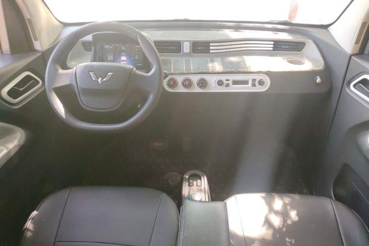 Used Wuling Hongguang MINIEV 2020 Zizai Version Lithium-NMC