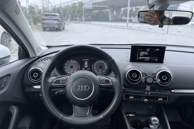 Used Audi A3 2016 Limousine 35 TFSI Prestige Edition