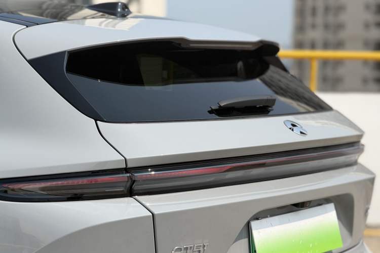 Used Nio ET5T 2025 75 kWh Touring Exterior 9