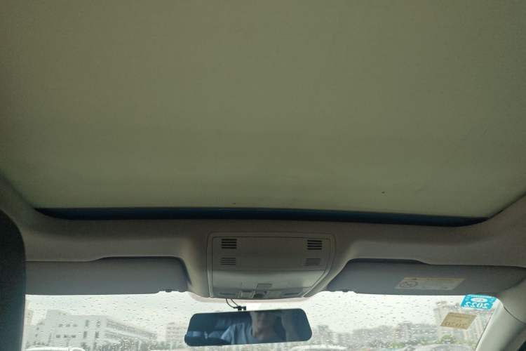 Used Volkswagen Magotan 2018 330TSI DSG Advanced Model Headliner