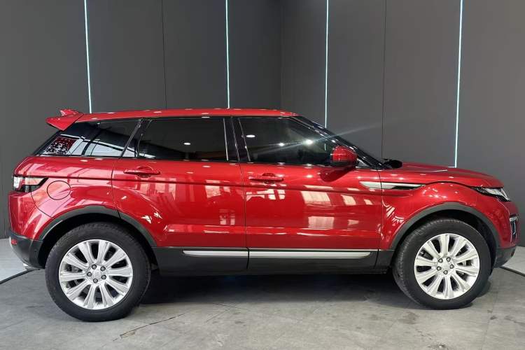 Used Land Rover Range Rover Evoque 2018 240 PS SE Smart Brilliance Edition