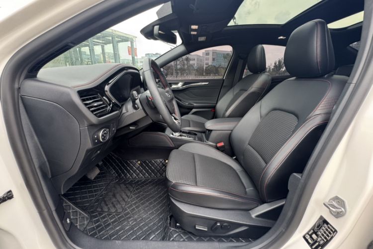 Used Ford Focus 2021 Sedan EcoBoost 180 Automatic ST Line