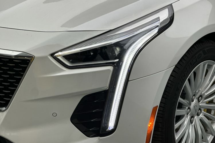 Used Cadillac CT6 2019 28T Fashion Edition Left Front Headlight