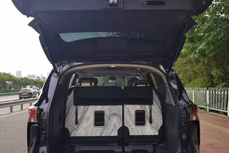 Used Toyota SIENNA 2021 2.5L Hybrid Comfort Edition Exterior 7