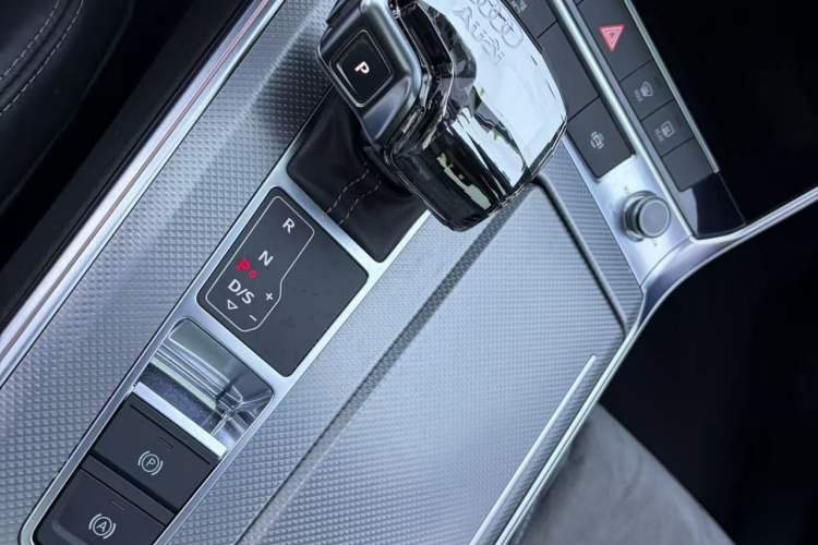 Used Audi A6L 2021 40 TFSI Luxury Dynamic Edition Interior 7