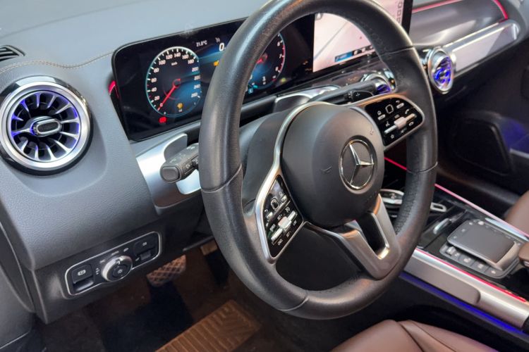 Used Mercedes-Benz GLB 2021 GLB 200 Dynamic Edition Interior 3