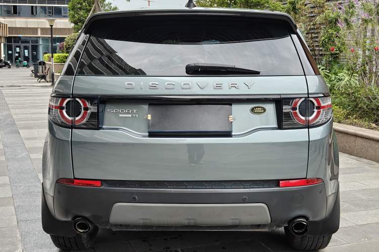 Used Land Rover Discovery Sport 2017 2.0T SE Exterior 5