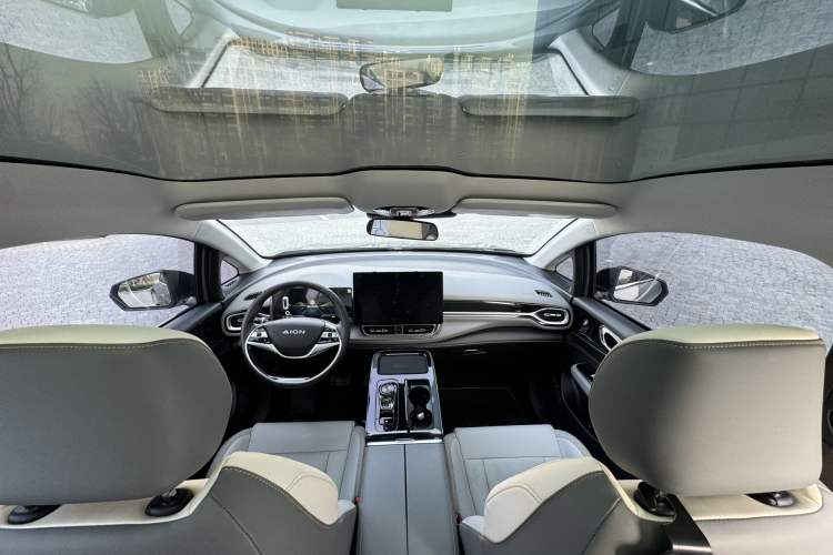 Used AION V 2022 Plus 70 Smart Edition Ternary Lithium Headliner