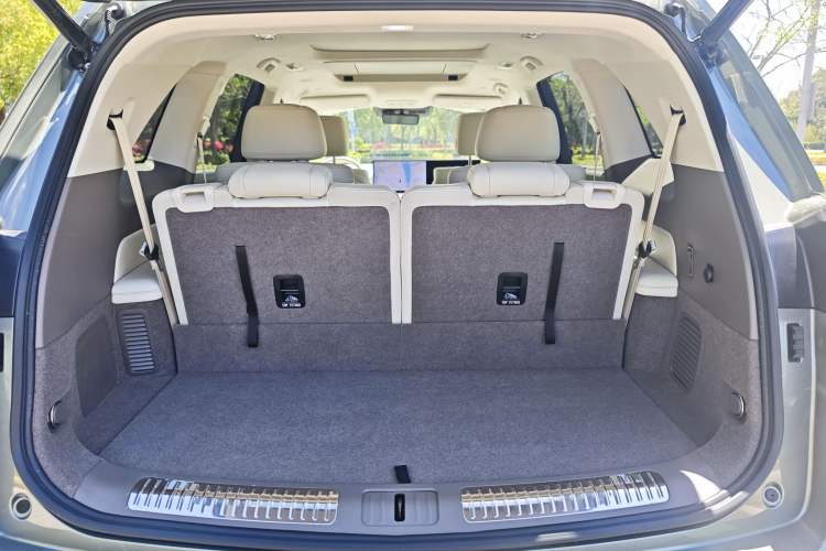 Used Wey Lanshan 2025 Four-Wheel Drive Max Interior 5