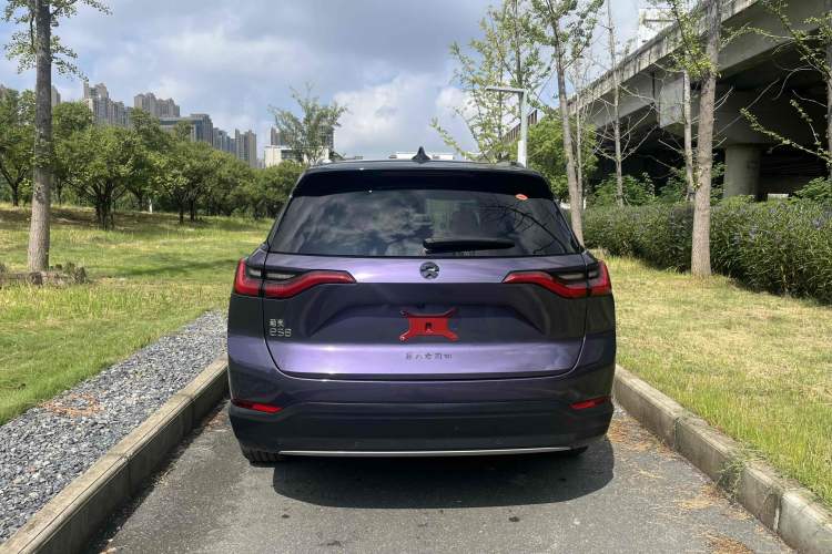 Used Nio ES8 2018 355 km Base Version 7-Seater Edition