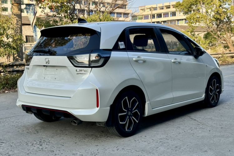 Used Honda LIFE 2021 1.5L CVT SPO-SS Dynamic Edition
