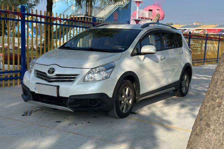 Used Toyota Verso 2015 180E CVT Crossover Edition