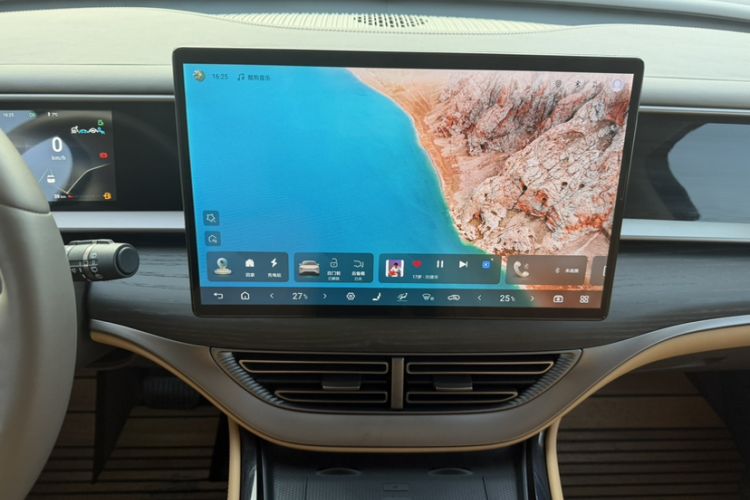 Used Denza D9 2022 DM-i 970 Four-Wheel Drive Flagship Model Interior 5