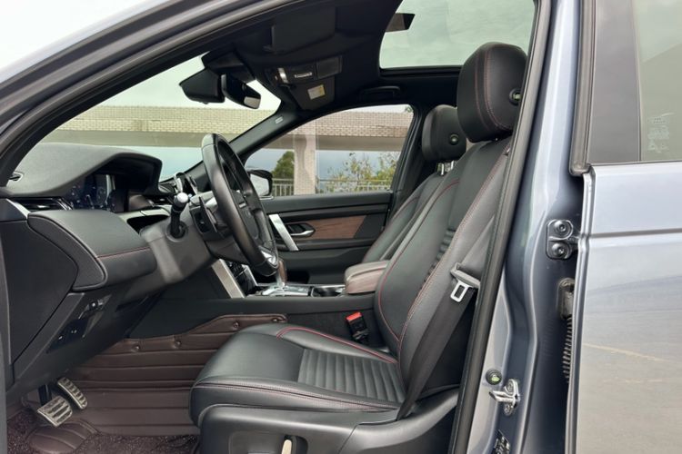 Used Land Rover Discovery Sport 2020 249 PS R-Dynamic Performance Edition Exterior 8