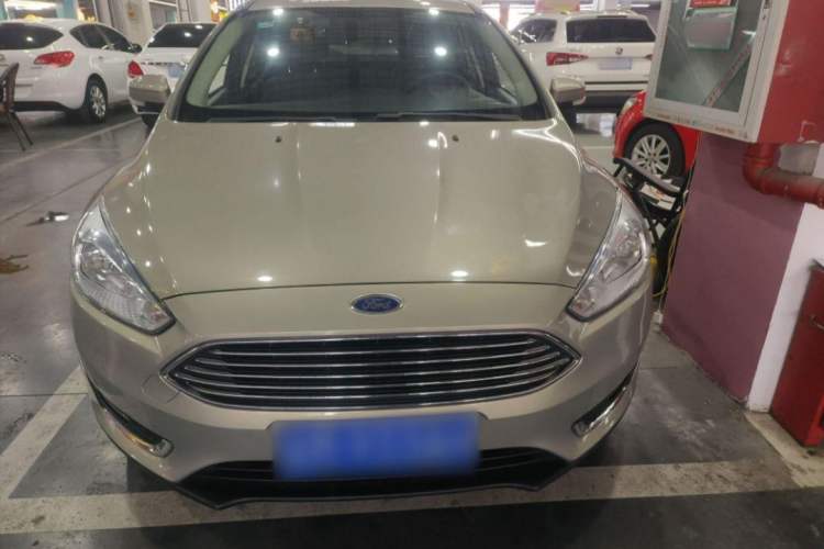 Used Ford Focus 2015 Sedan 1.6L Automatic Trend Model