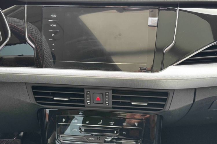 Used Volkswagen Passat 2026 Model, Outstanding 380TSI Xingkong Longteng Edition
