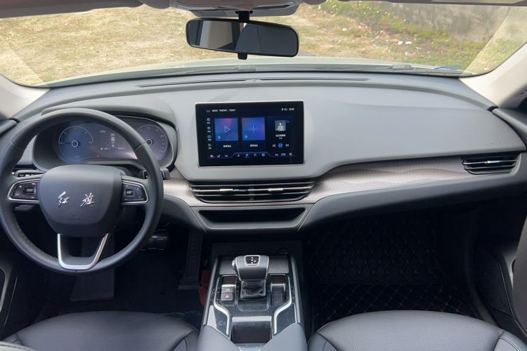 Used Hongqi E-QM5 2022 431 km Charge & Enjoy Edition