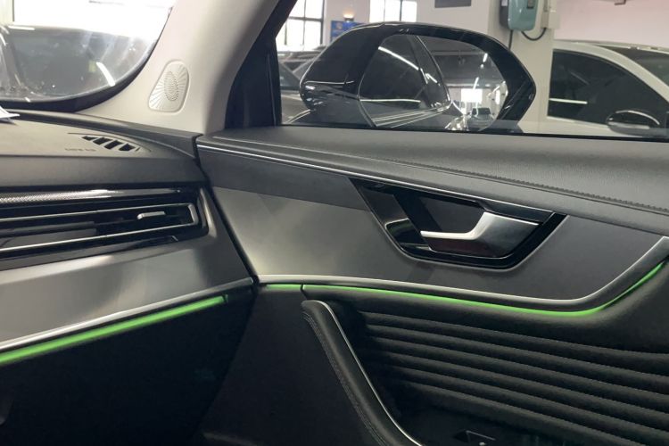 Used Hongqi HS5 2023 2.0T Qixiang Pro Edition Interior 6