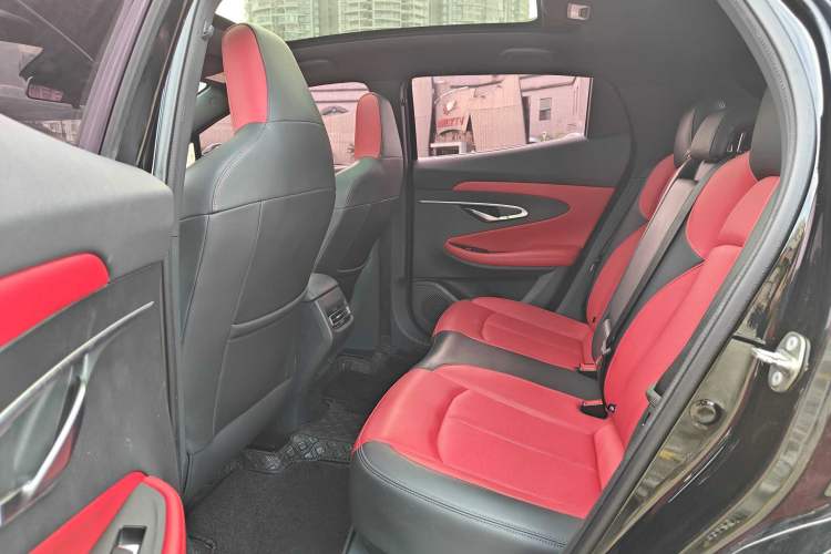 Used CHANGAN UNI-T 2020 1.5T Prestige Version
