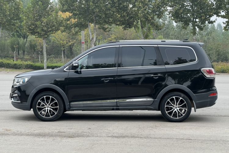 Used FORTHING SX6 2018 1.6L Manual Luxury Model
