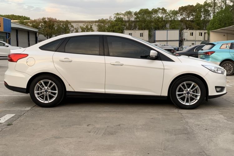 Used Ford Focus 2015 Sedan 1.6L Automatic Trend Model