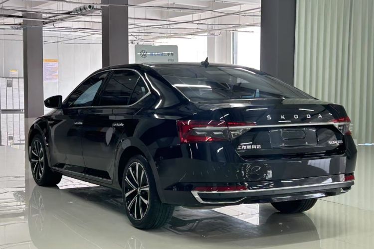 Used Skoda Superb 2023 Facelifted TSI280 DSG Luxury Edition
