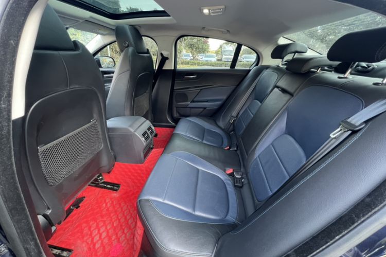 Used Jaguar XE 2017 2.0T 200 PS R-Sport
